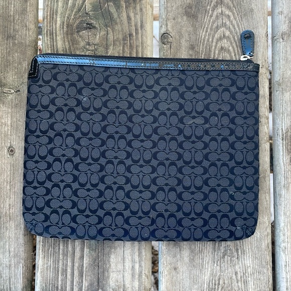 COACH Black and Gray Signature Canvas iPad / Tablet Case  Black and Gray Padded - Picture 5 of 8